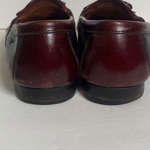 Johnston & Murphy Made in Italy Two-Tone Tassel Loafers – Size 9M
